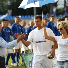 Ile zarabiają piłkarze ekstraklasy? Zaskakujące fakty o pensjach