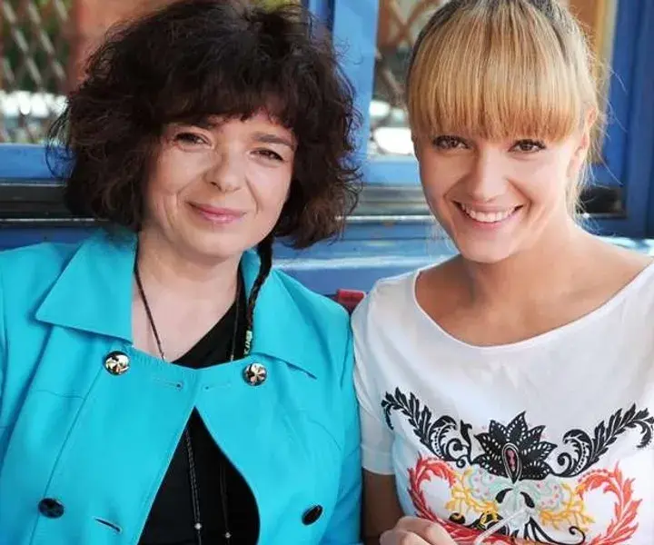 Katarzyna Grochola ile ma dzieci? Zaskakujące fakty o jej rodzinie
