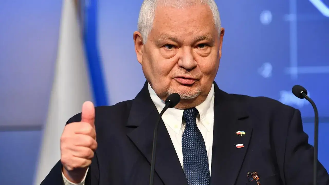 Zdjęcie Ile zarabia prezes NBP? Zaskakujące fakty o wynagrodzeniu Adama Glapińskiego