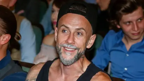 Z kim jest Nergal? Odkryj jego związki i życie prywatne
