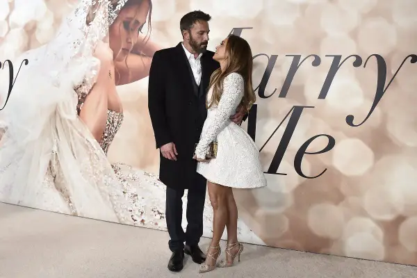 Jennifer Lopez - Czy ma męża? Prawda o jej statusie w 2026!